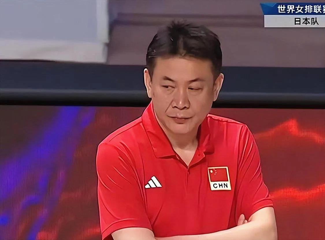 中国女排输给日本女排，真正的原因是什么？
窃以为，是女排实力有限，像王云蕗、刁琳