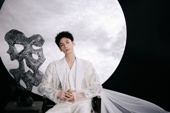 罗云熙透视新中式 罗云熙竹叶透视新中式造型出图，东方美在皮也在骨，太典雅了这套 