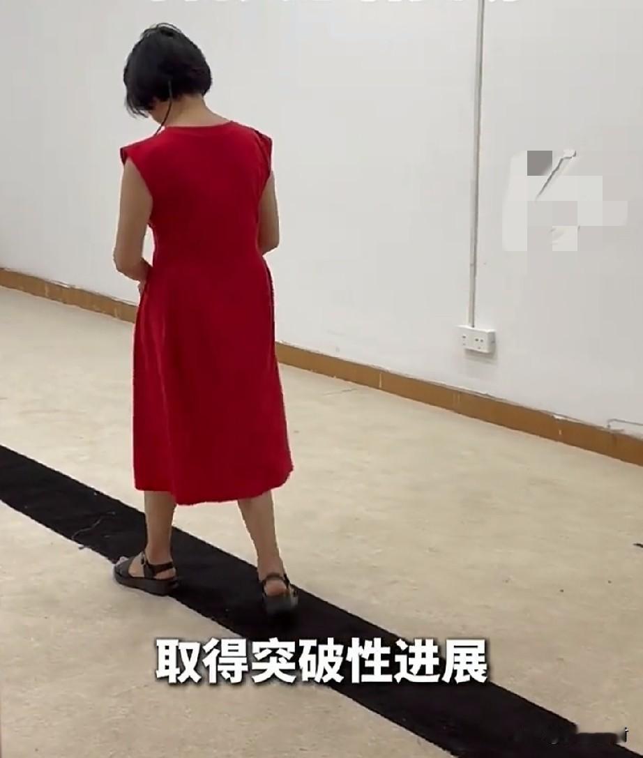 失明21年的人，通过高科技，已经重见光明了。

这就是发生在湖南的事情。

脑机