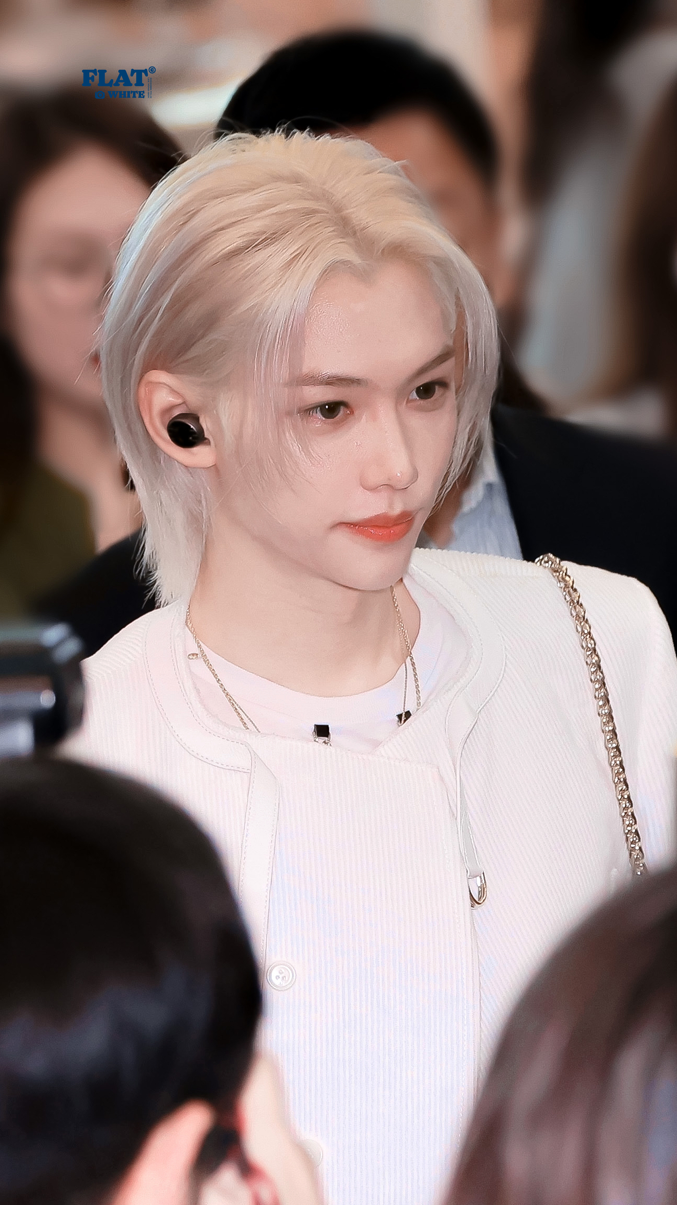 李龙馥五男一 安利一下2000年09月15日出生的felix李龙馥吧唯一迷曲水印