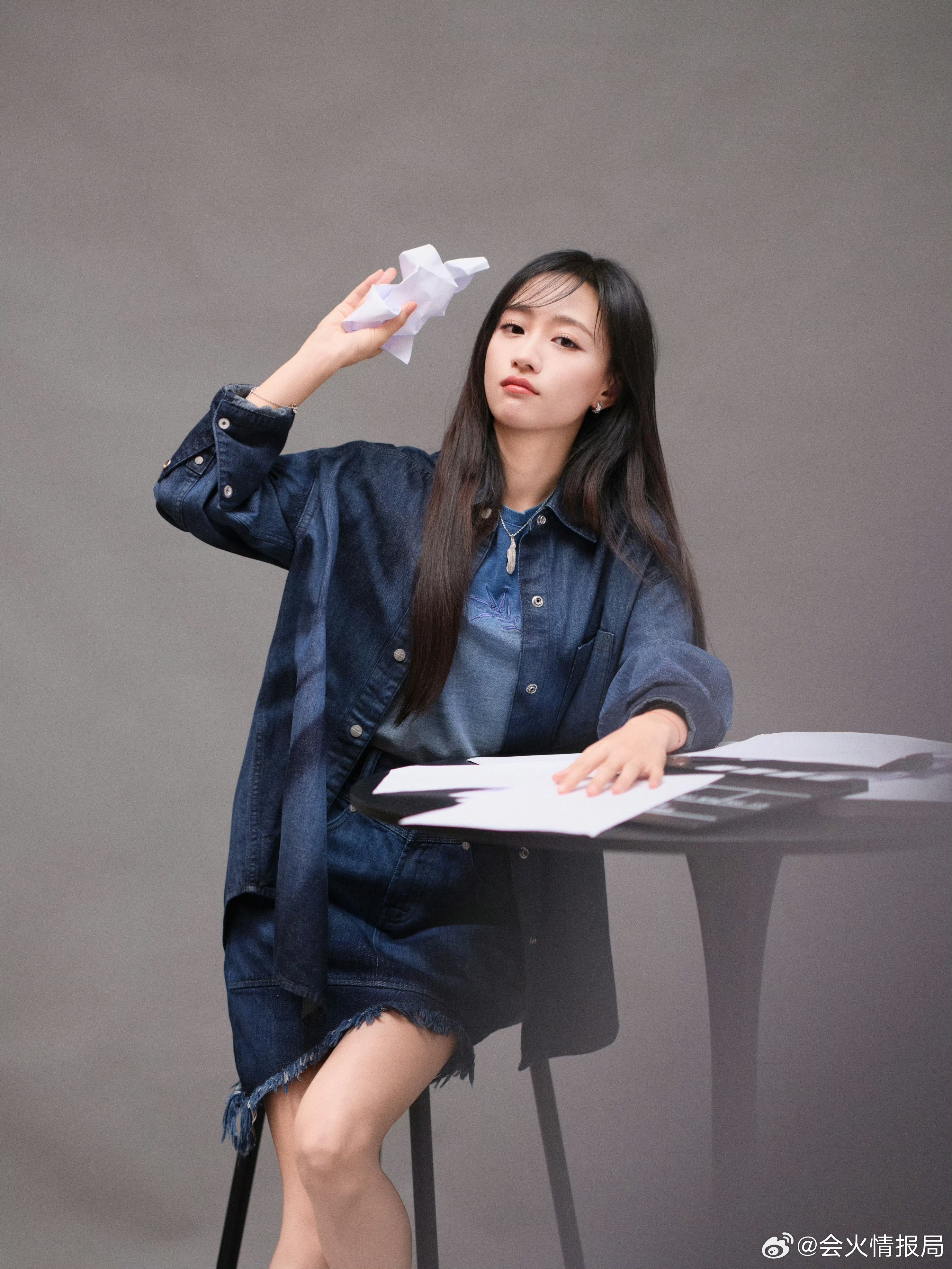 黄婷婷没去浪姐去了演综 外界总说偶像转型难，她用实际行动告诉大家，难也要一步一步