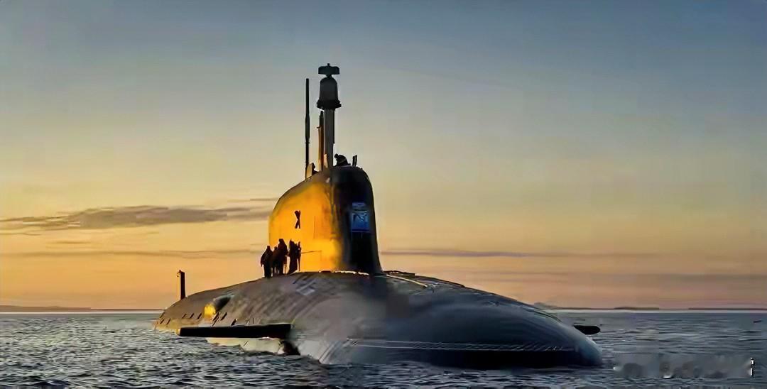 芬兰总统：只要美国下令，我们就摧毁俄罗斯的核大棒。
从芬兰东部边境向东不到200