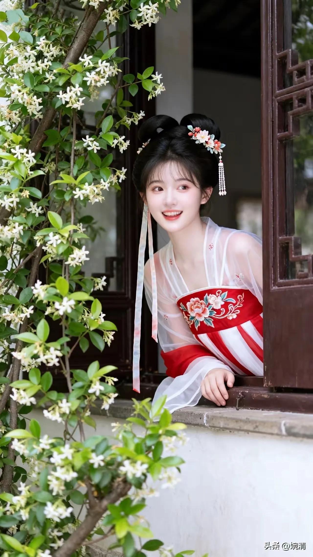 下联：空谷幽兰盈暗香
下联：甘同瘦竹守清贞