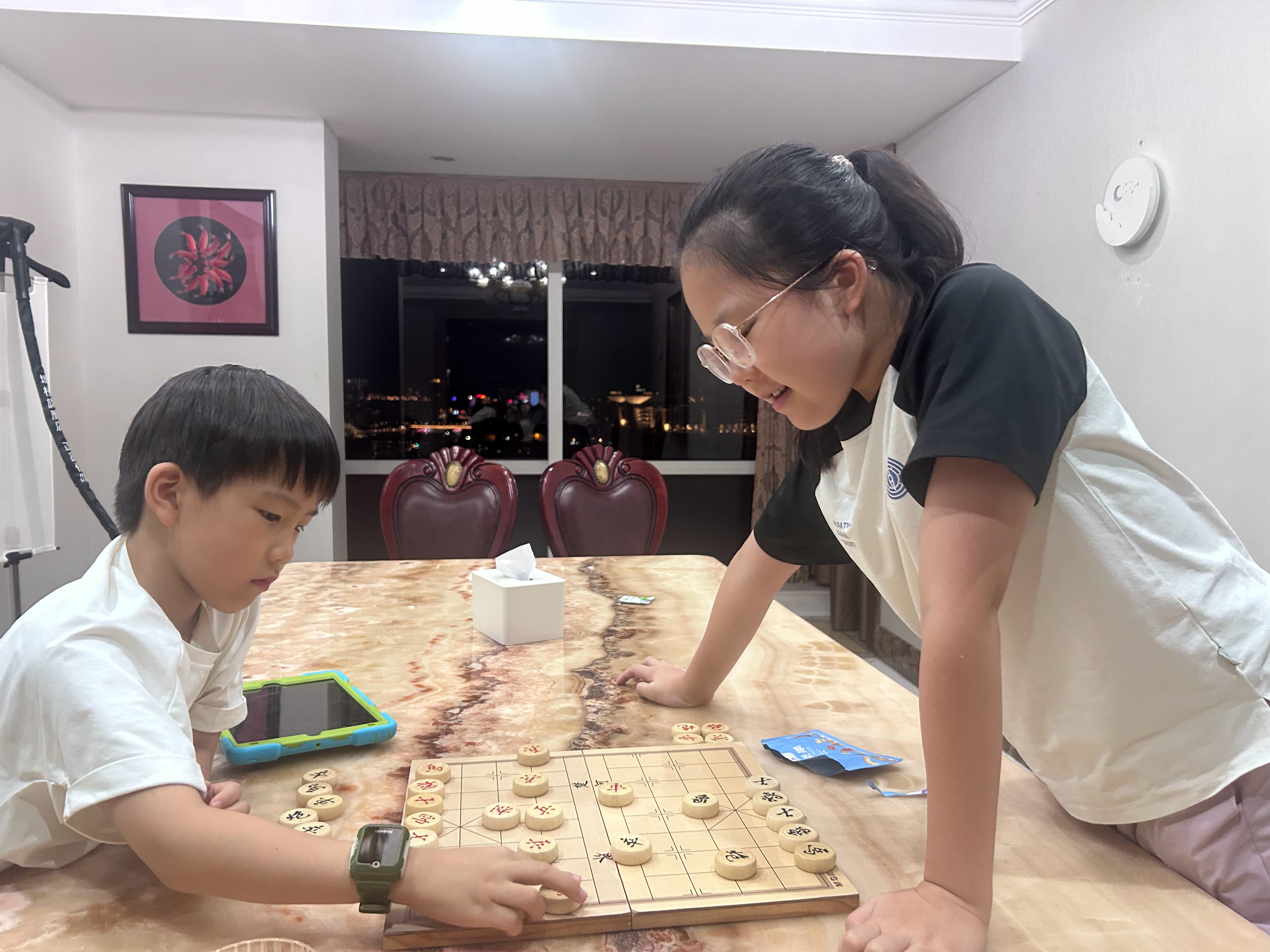 激动到上桌了哈哈哈墩妈的二胎生活
