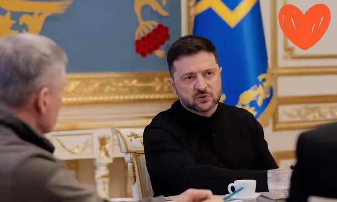 快讯  快讯
据参考消息援引俄罗斯军事观察网10月31日报道，在俄军占领红军城（