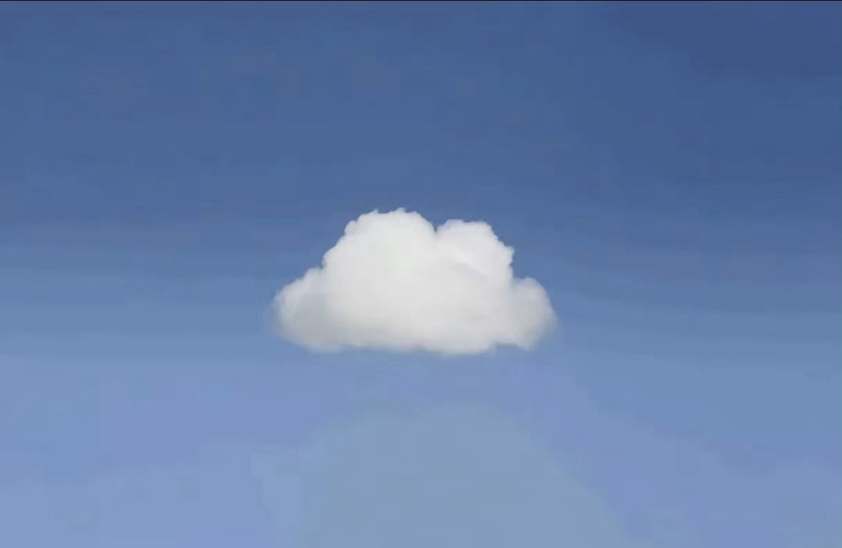 一朵云，孤零零☁️ 