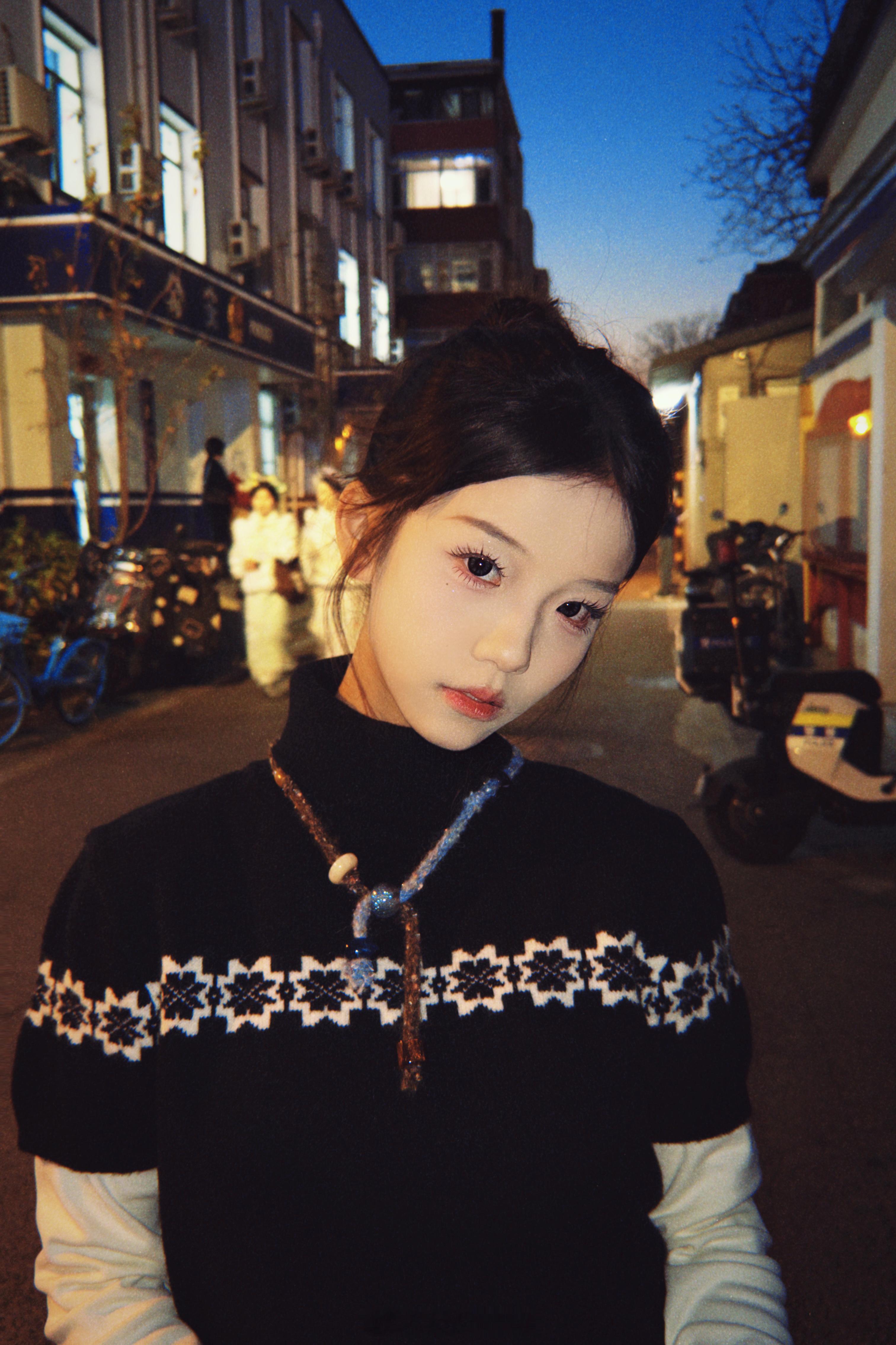 还挺喜欢没有刘海…… 