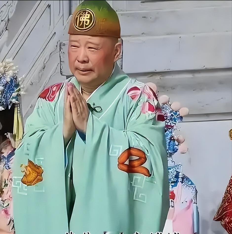 郭德纲在武汉演出中改编《弹起我心爱的土琵琶》一事，已经从网络争议进入行政调查程序