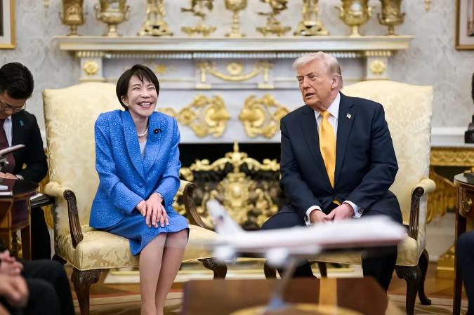 日本人开始怀念石破茂了，他们现在终于领悟到，石破茂当初访美，是多么有尊严了。看看