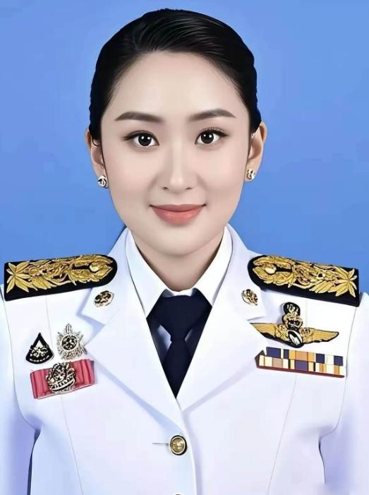 泰国旅游免签突然从六十天砍到三十天，让无数想去慢生活的游客计划泡汤，这一刀砍下去