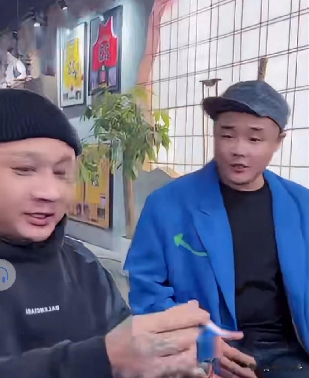 方丈拿醋王开涮惹恼“仙家”粉出征霸屏！

                今晚大