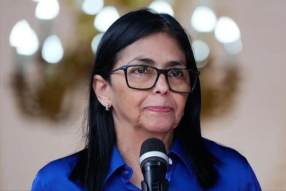 委内瑞拉代总统罗德里格斯的翅膀硬了，开始喊话美国：应当终结华盛顿对本国各政治力量