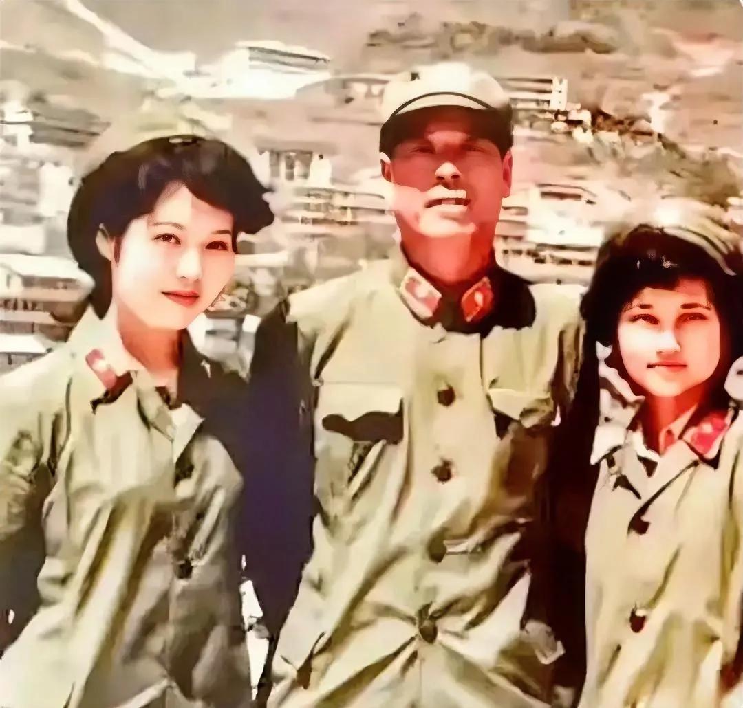 1986年的老山前线，傅全有司令员，决定前往视察，鼓舞士气，而他也无意中与一支特