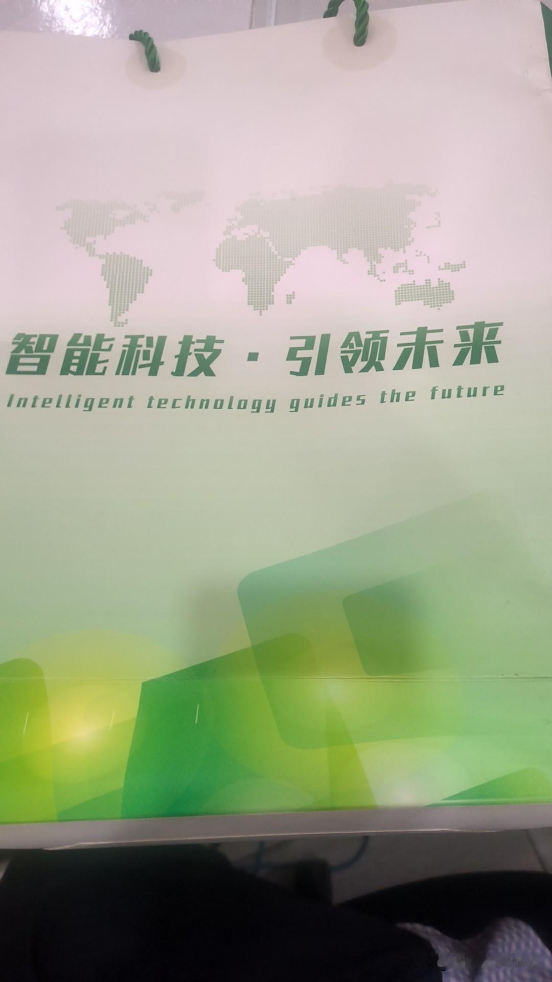 法国队的夺冠概率有多大好像可能会夺冠，但是有可能也不夺冠，赛场瞬息万变。祝福法国