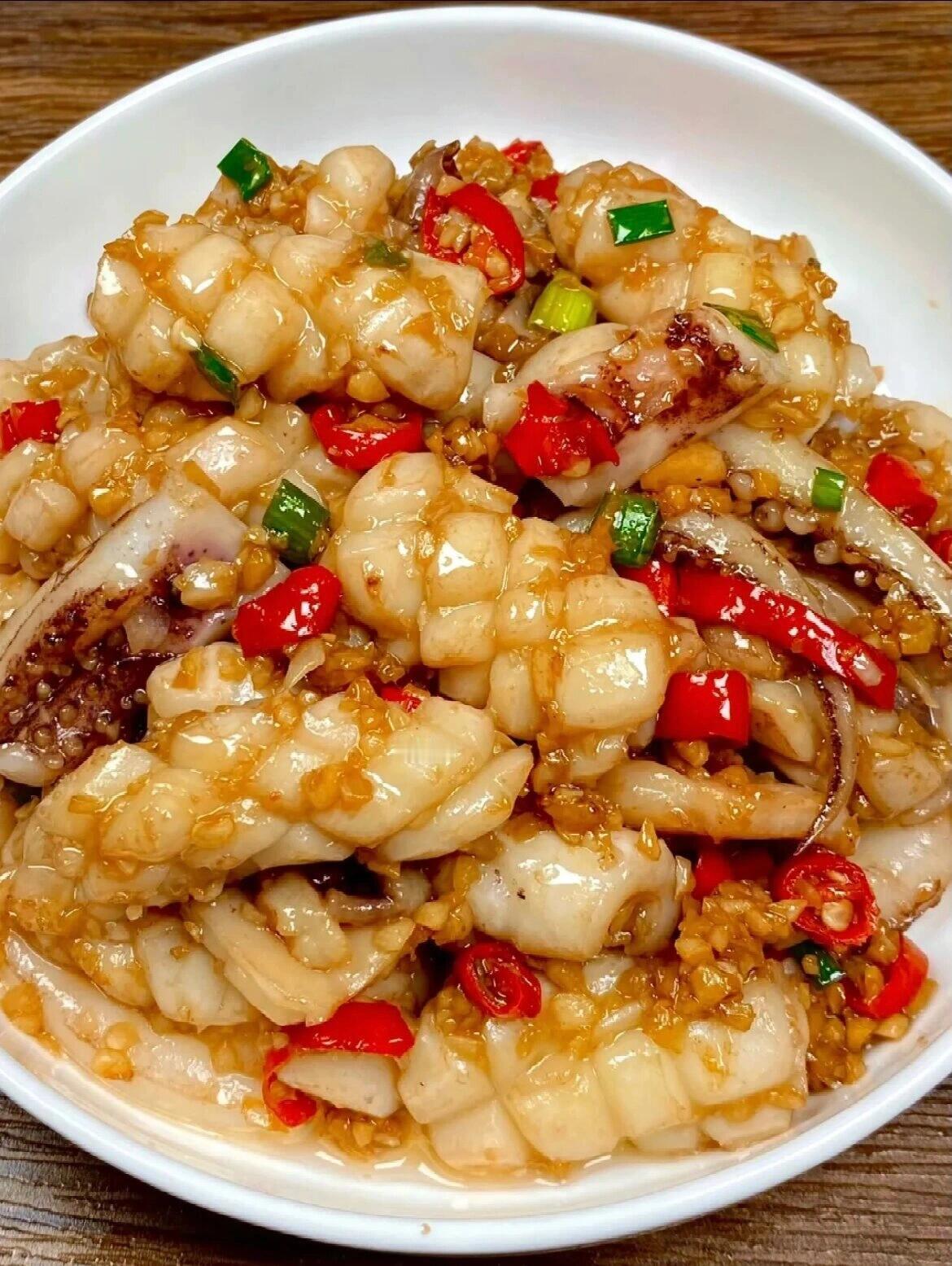 超肥美、超鲜嫩，妥妥干饭神器！有没有和我一样，顿顿都离不开下饭硬菜的家人？
食材
