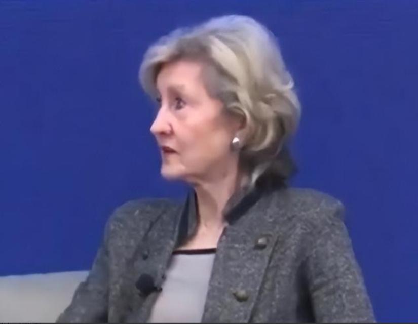 对付中国，不是去和它打仗！美国驻北约前大使说：中国有庞大的陆军、海军和空军，以及