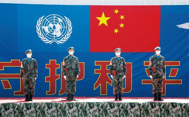 美国人发出灵魂质问：既然中国人爱好和平，为何还大力发展军事？简单点说，中国军事发