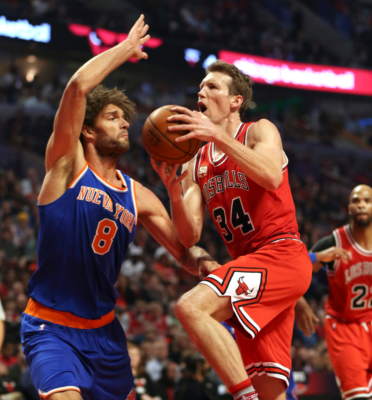 ➡这么说有点不尊重42岁老将了，生涯脏动作能出十期集锦了NBA考辛斯：我知道有个