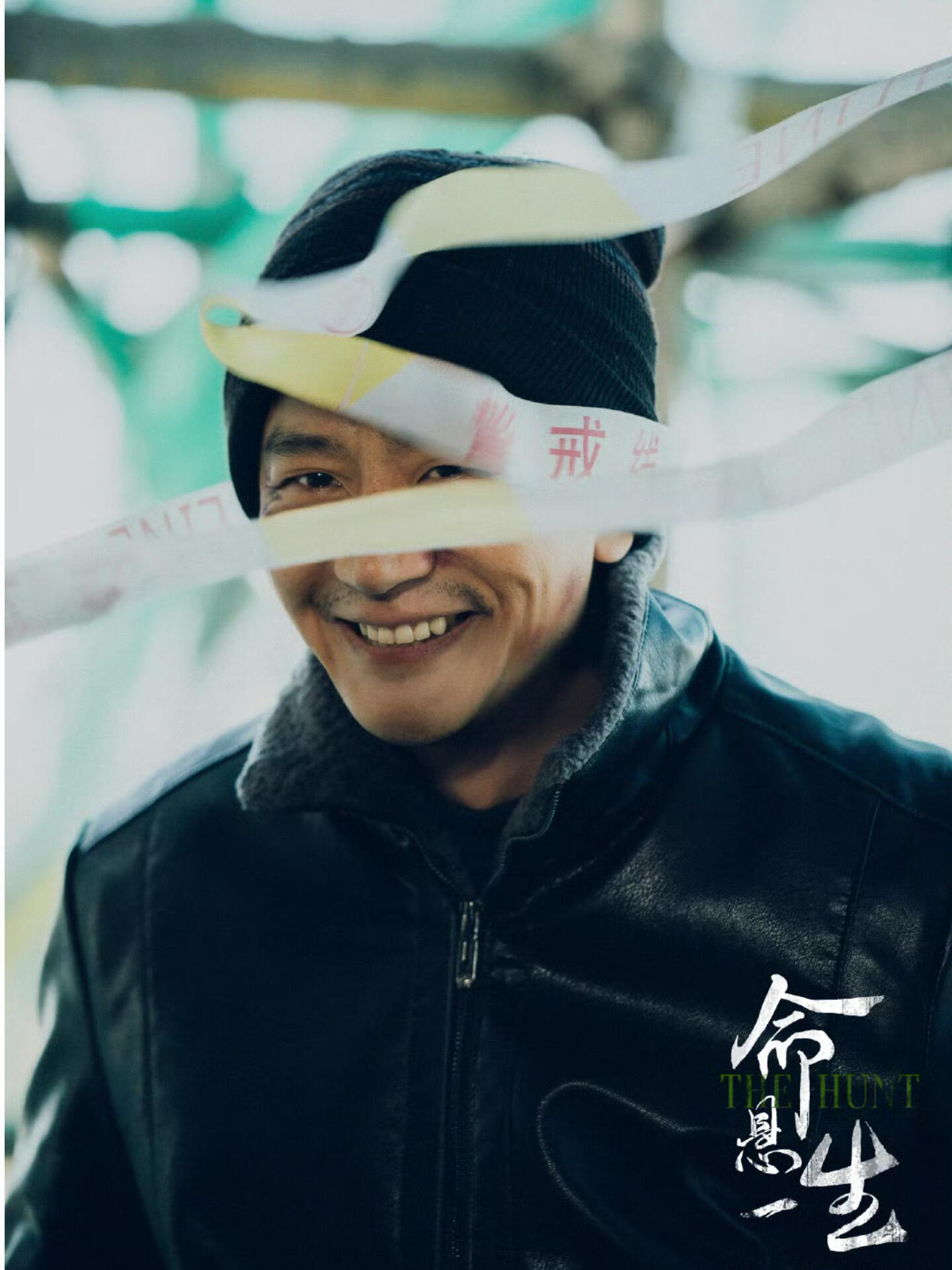 饭桌上开玩笑讲出多年前的埋尸案 潮湿南方成悬疑温床，《命悬一生》将其氛围发挥到极