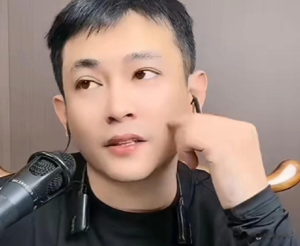 吴迪加文静vx被拒绝！不道歉不哄！他是我心中的完美女人！

          