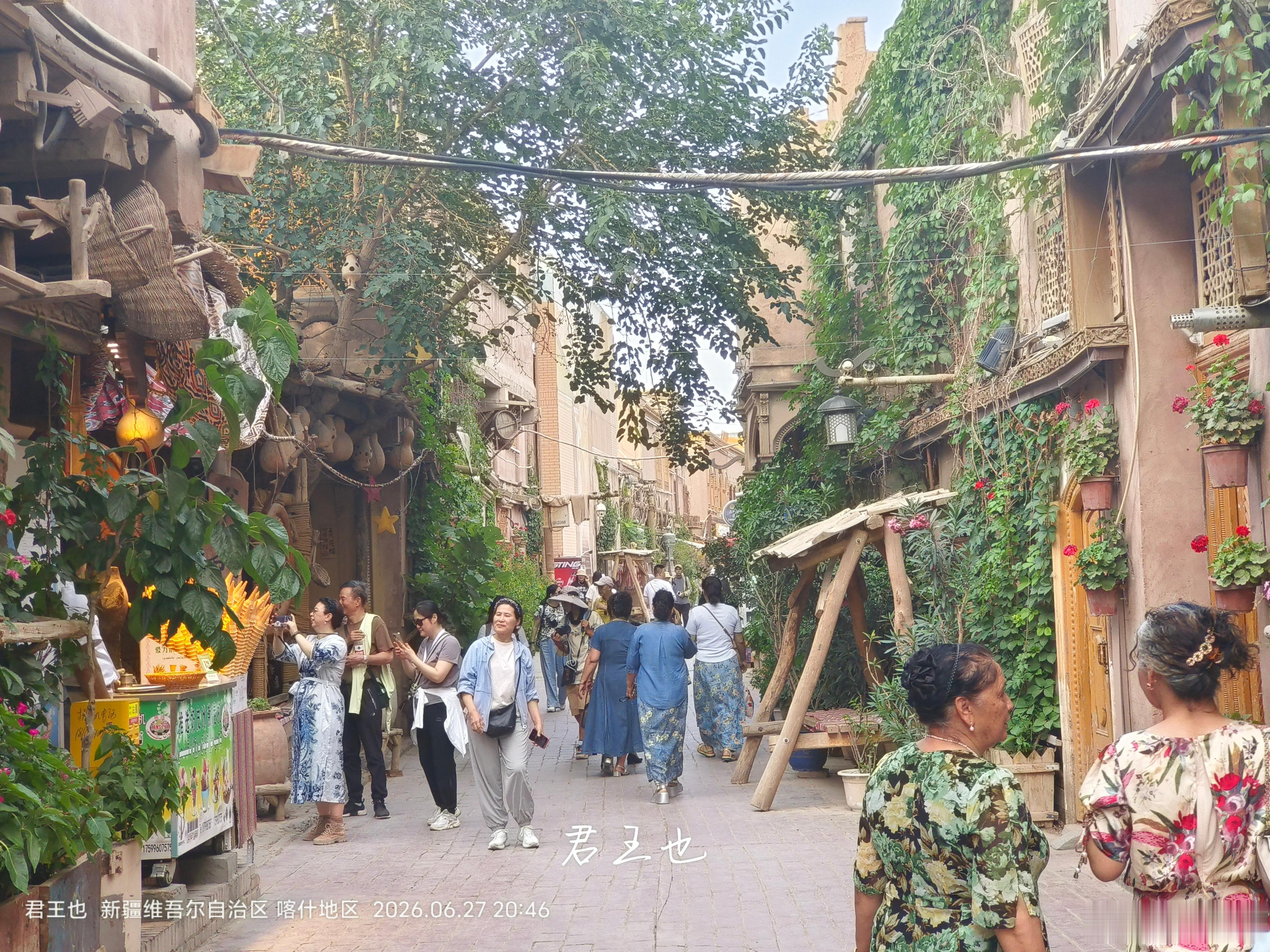 求真之旅 喀什古城修缮项目自启动之初，核心定位始终是保护性修缮、民生化改造，全程