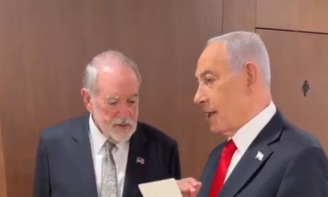 据环球时报报道，以色列称不会停止针对伊朗高级官员的系列清除行动，授权无需批准即可