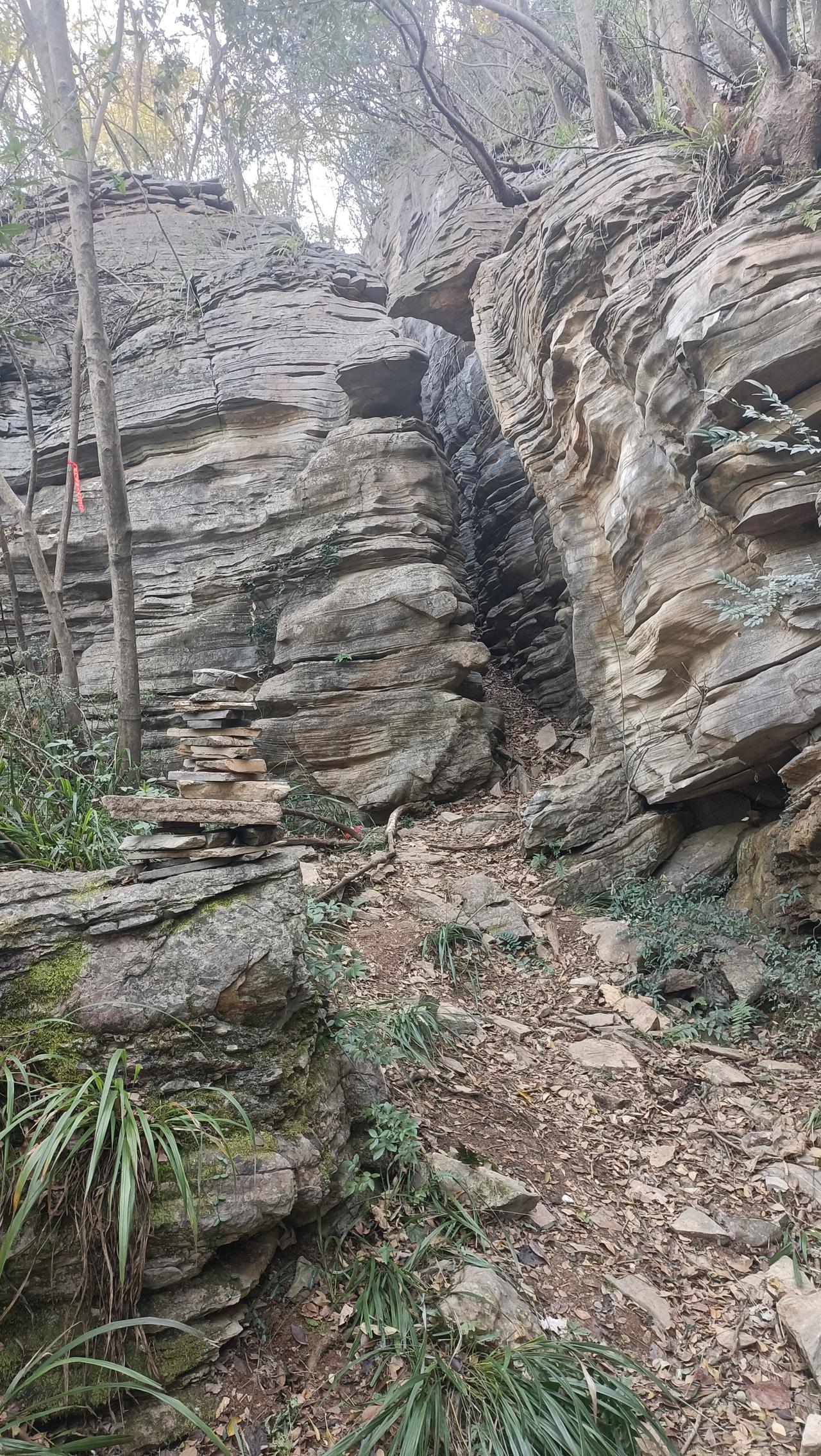 今天又是在山里放空的一天
人在山里游荡就是想成仙吧
看到有人发波浪谷的照片我就想