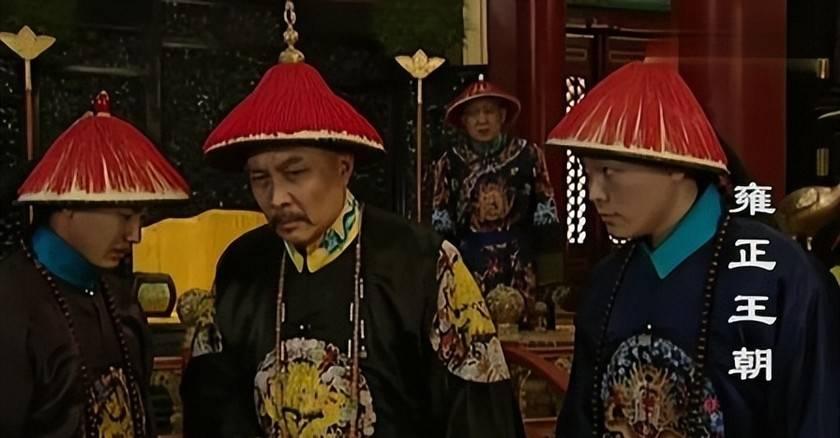 朱元璋杀了十多万贪官，贪官却越杀越多，雍正用了两招，药到病除。在反腐道路上，朱元