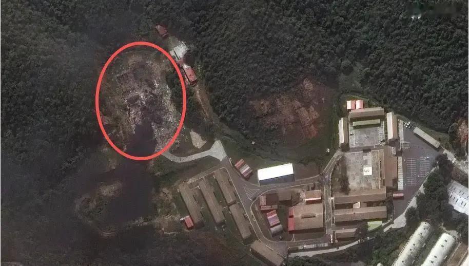 快讯！
美国突然宣布了。
当地时间1月3日凌晨2点左右，在委内瑞拉，多处军用目标