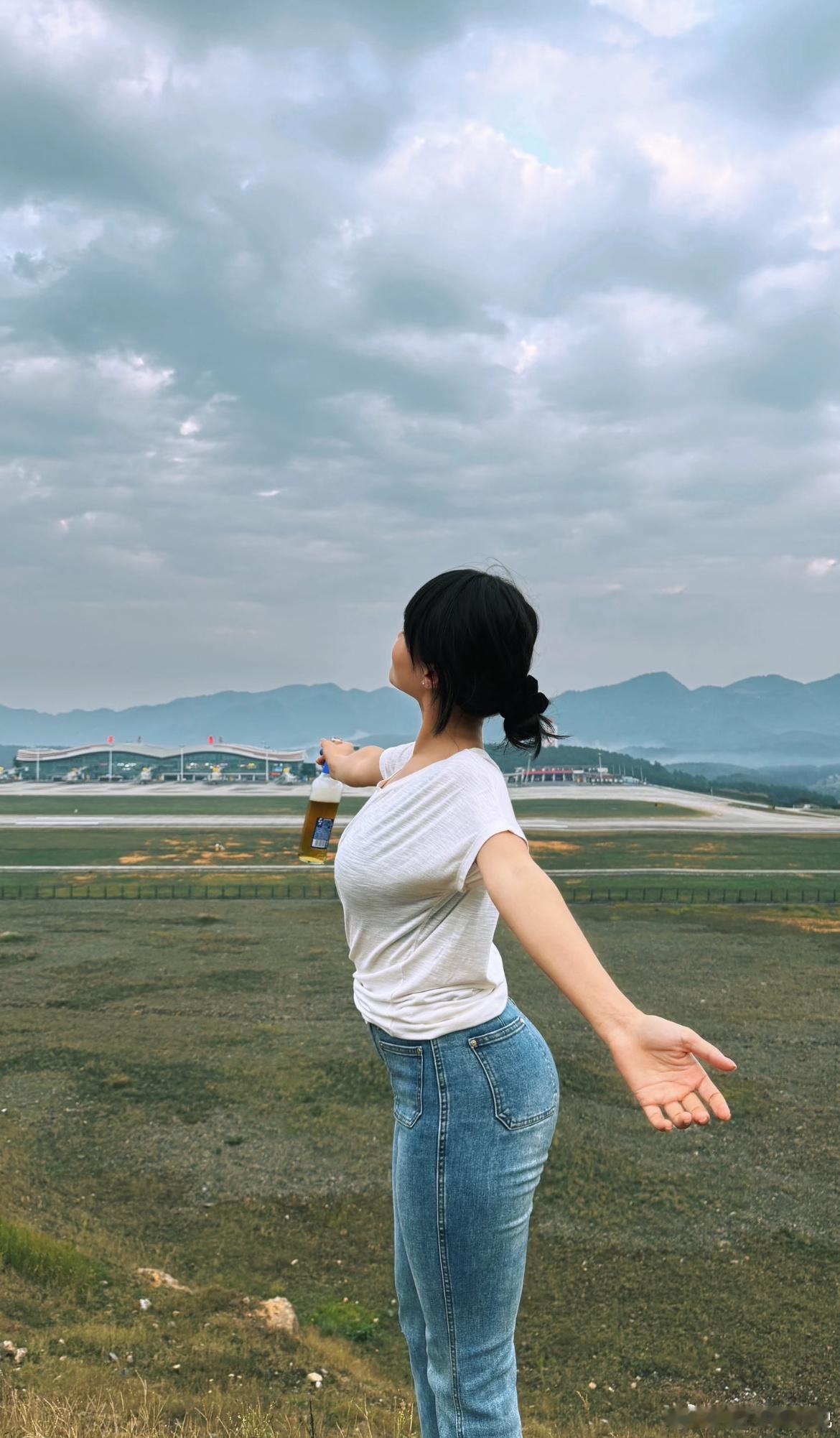 再上两天班就要放长假了，你们是不是跟我一样既开心，又期待？ ​​​