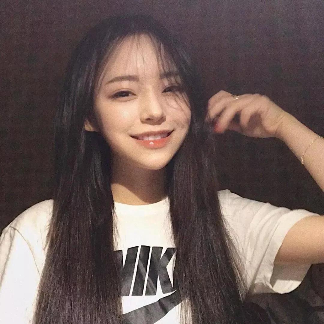 元气满满的一天从微笑开始！元气满满的微笑 萌萌哒笑容 微笑 早安我的一天 微笑 