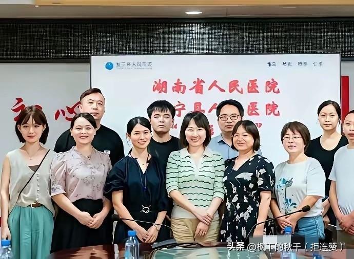 妥妥的“C位”！曾琦这步棋走得是真让人看不懂，一手好牌硬生生打得稀烂！
 
明明