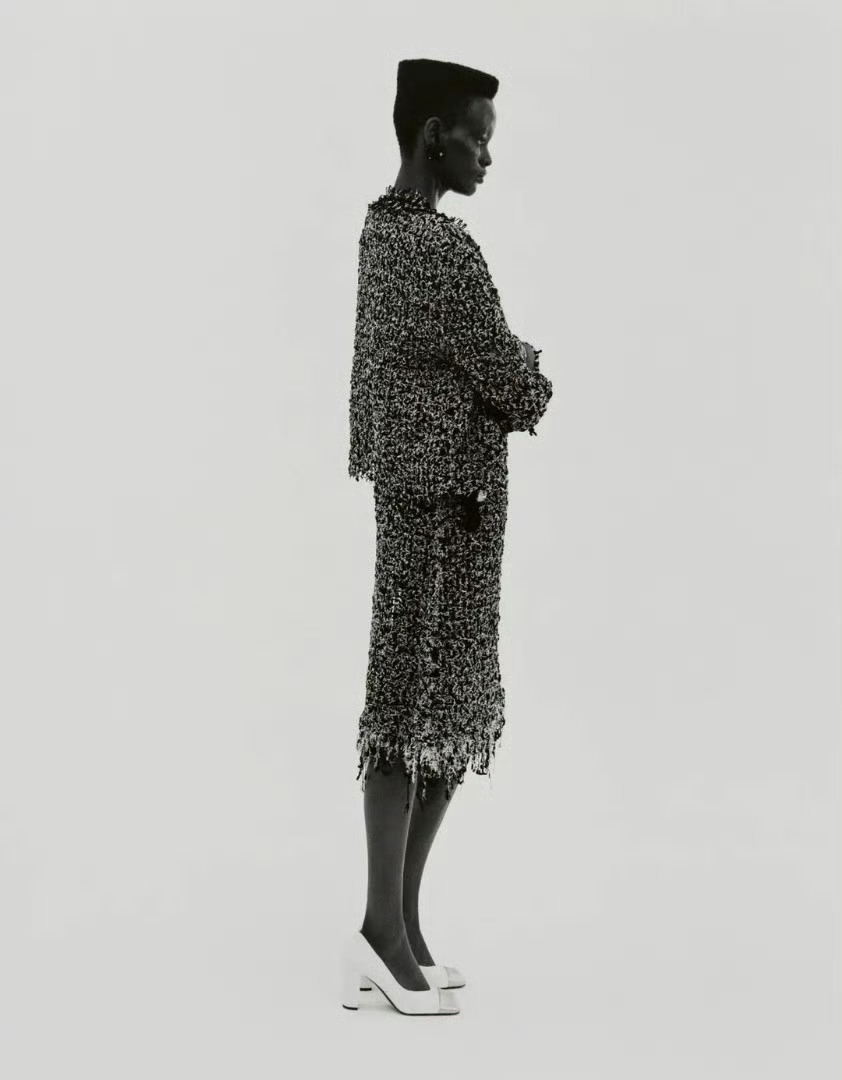 模特Perus AdolwiVogue Czechoslovakia March