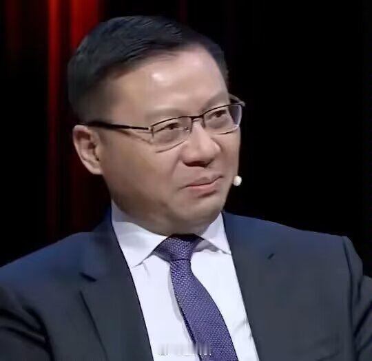 复杂中的复杂，可以讨论，可以猜测，可以表态站队，但最好不要落井下石。不落井下石，