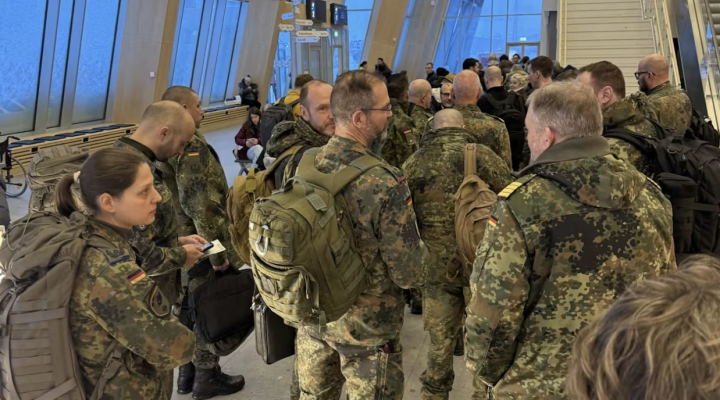 13名德国军事人员撤离格陵兰岛