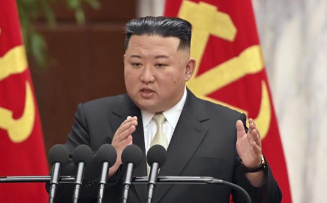 金正恩高调拥抱俄罗斯！6月12日，俄罗斯国庆日当天，朝中社对外披露金正恩致普京的