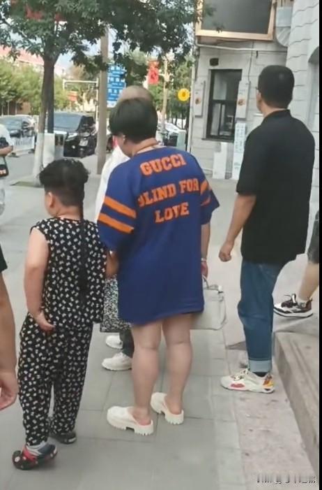 西安演出取消！

人一旦发达了，名气财富超过了自己认知，肯定要膨胀！这是亘古不变