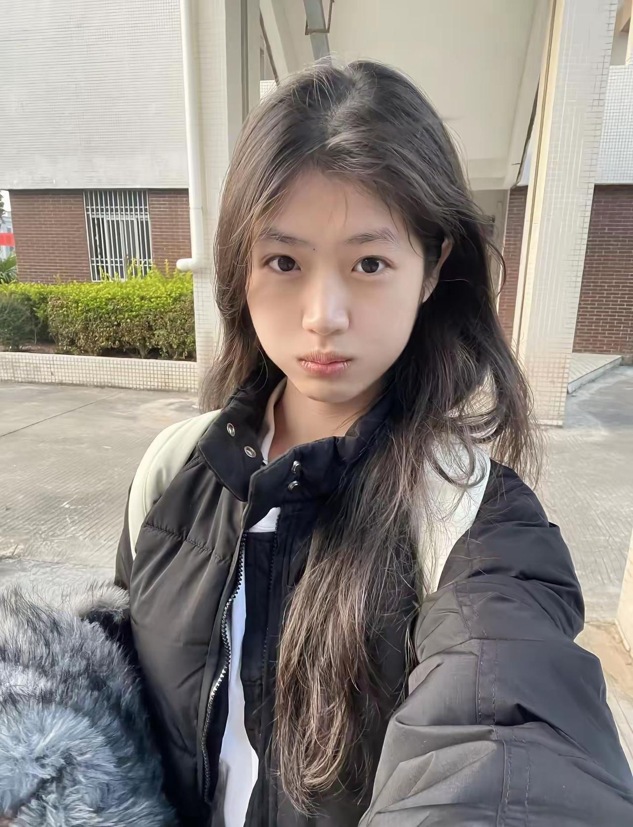 冬日穿搭指南：保暖又时尚的羽绒服搭配羽绒服穿搭 羽绒服冬季穿搭