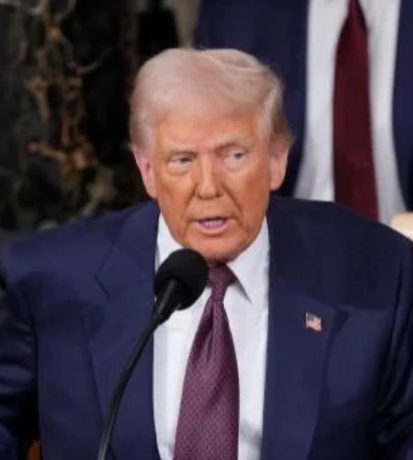 光脚的不怕穿鞋的！特朗普这次恐怕踢到铁板了！
伊朗发言人表示，若是伊朗的港口受到