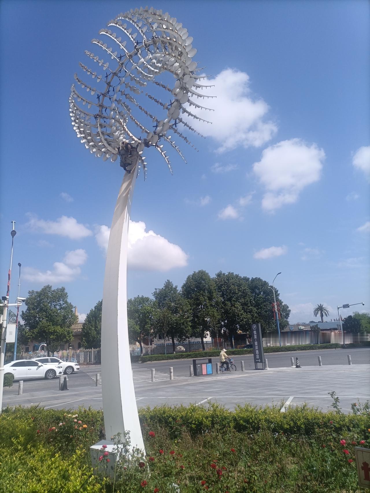 【夏之韵·人生万般皆有定数】分享你随手拍下的照片
命里有时终须有，
命里无时莫强