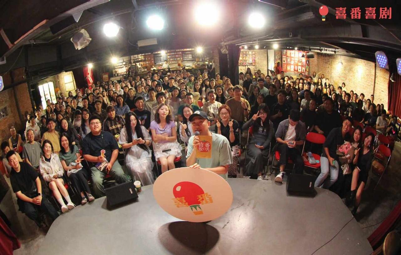 感人！求婚现场在喜番！快乐加甜蜜的一天！
喜番 club 的喜番喜剧拼盘，上台两