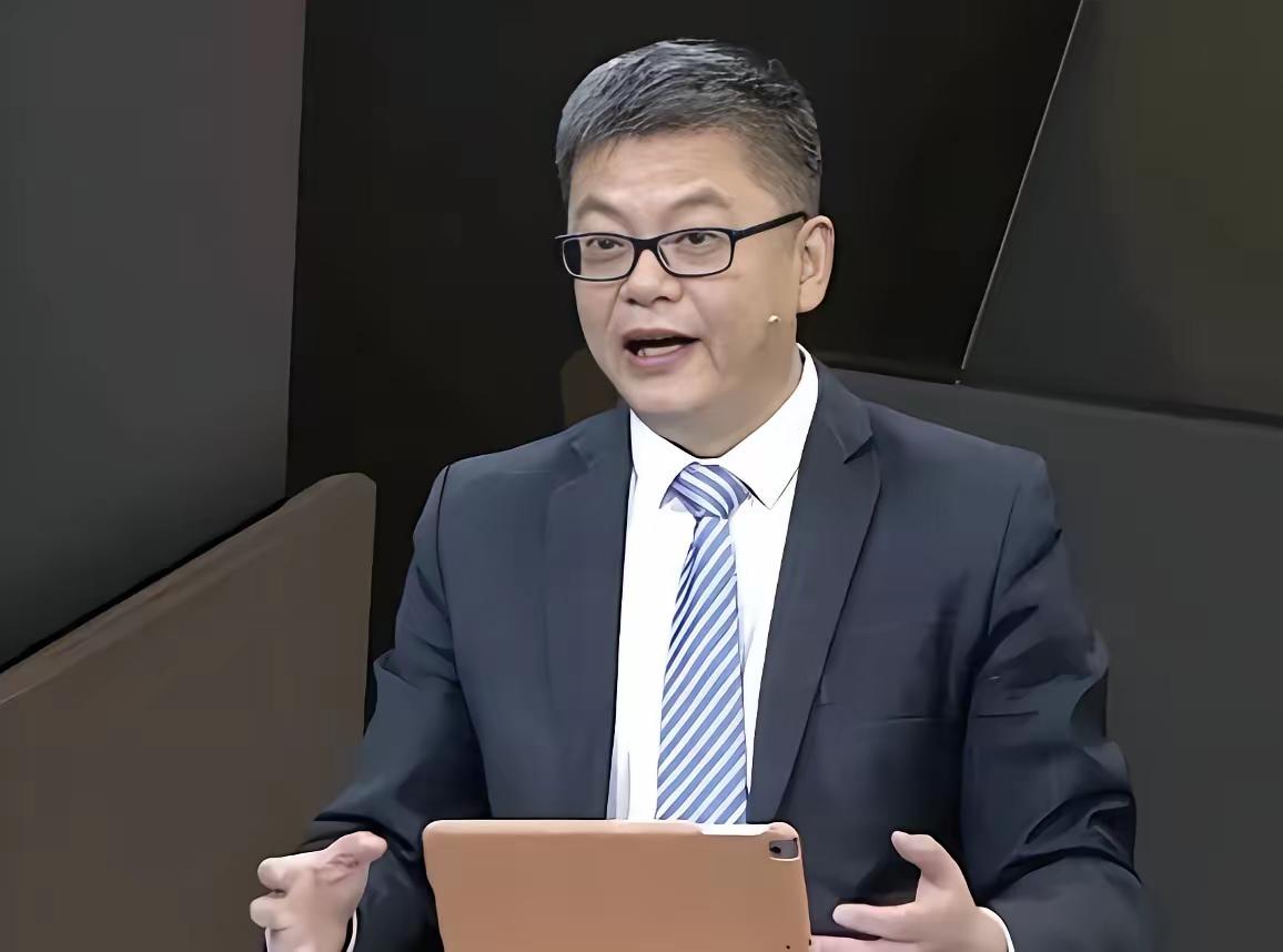 不得不说，苏群对中国男篮出现了严重的误判！
2026年亚运会，中国男篮在小组赛，