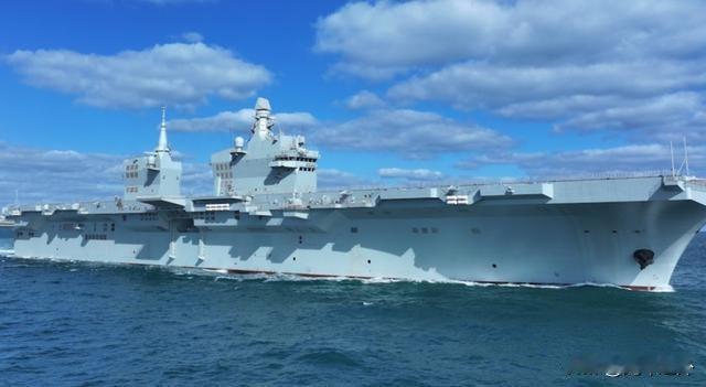 南海局势骤然紧绷！解放军重兵合围，美日菲挑衅彻底被锁死
 
南海新一轮博弈全面升