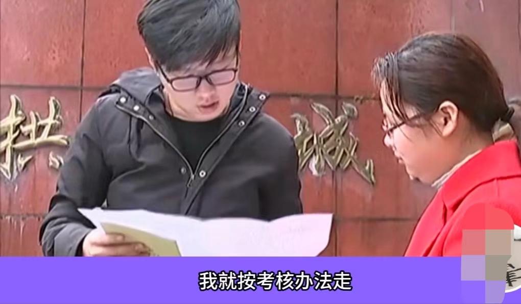 杭州，一女子月薪3200元，因工作粗心女子辛苦一个月，只领到415元。女子不服气