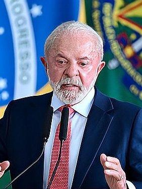 巴西总统卢拉又侃调特朗普了，正在葡萄牙访问的卢拉讽刺特朗普说：每天都能听到特朗普