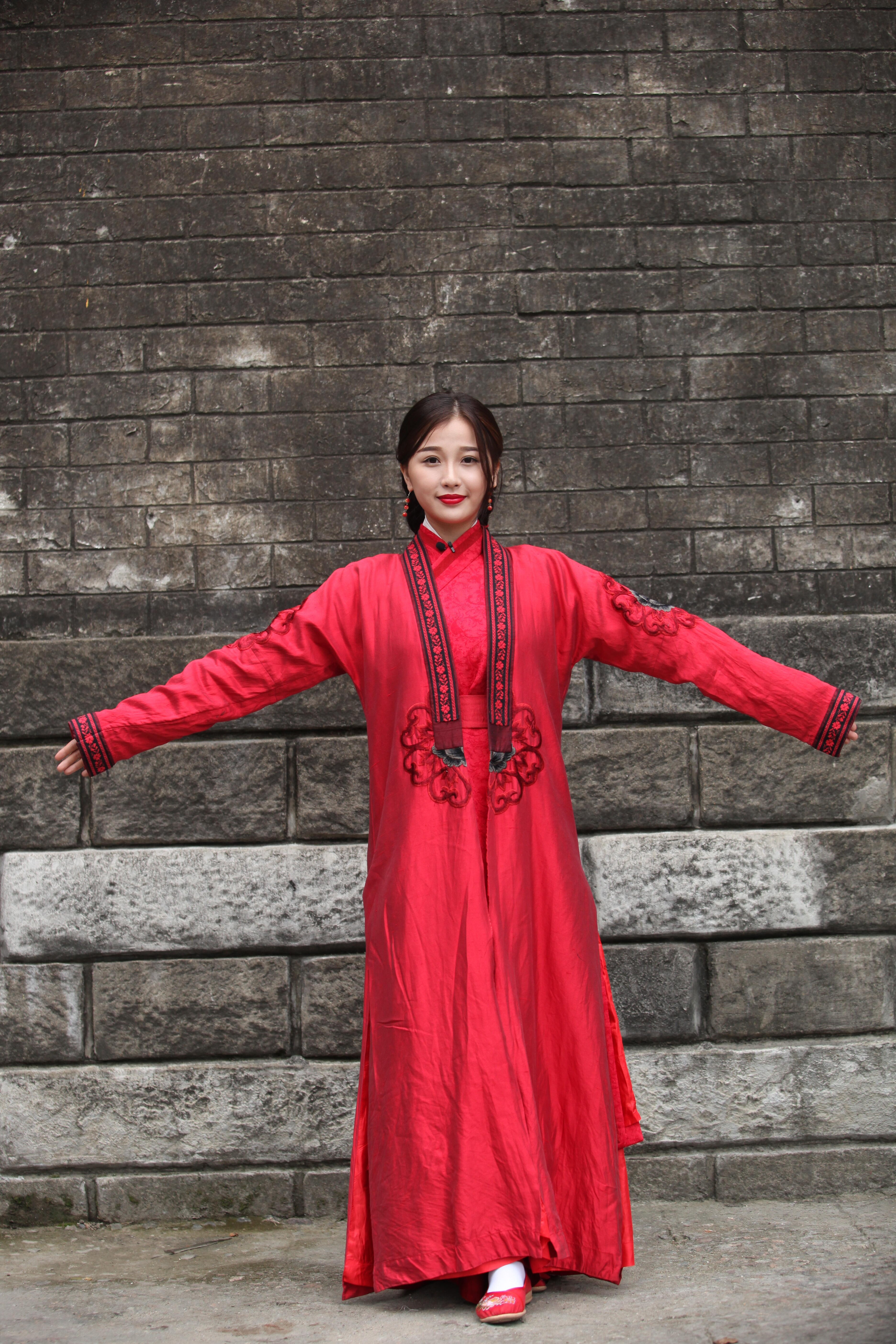 虞书欣这组图没加美颜吗？ 