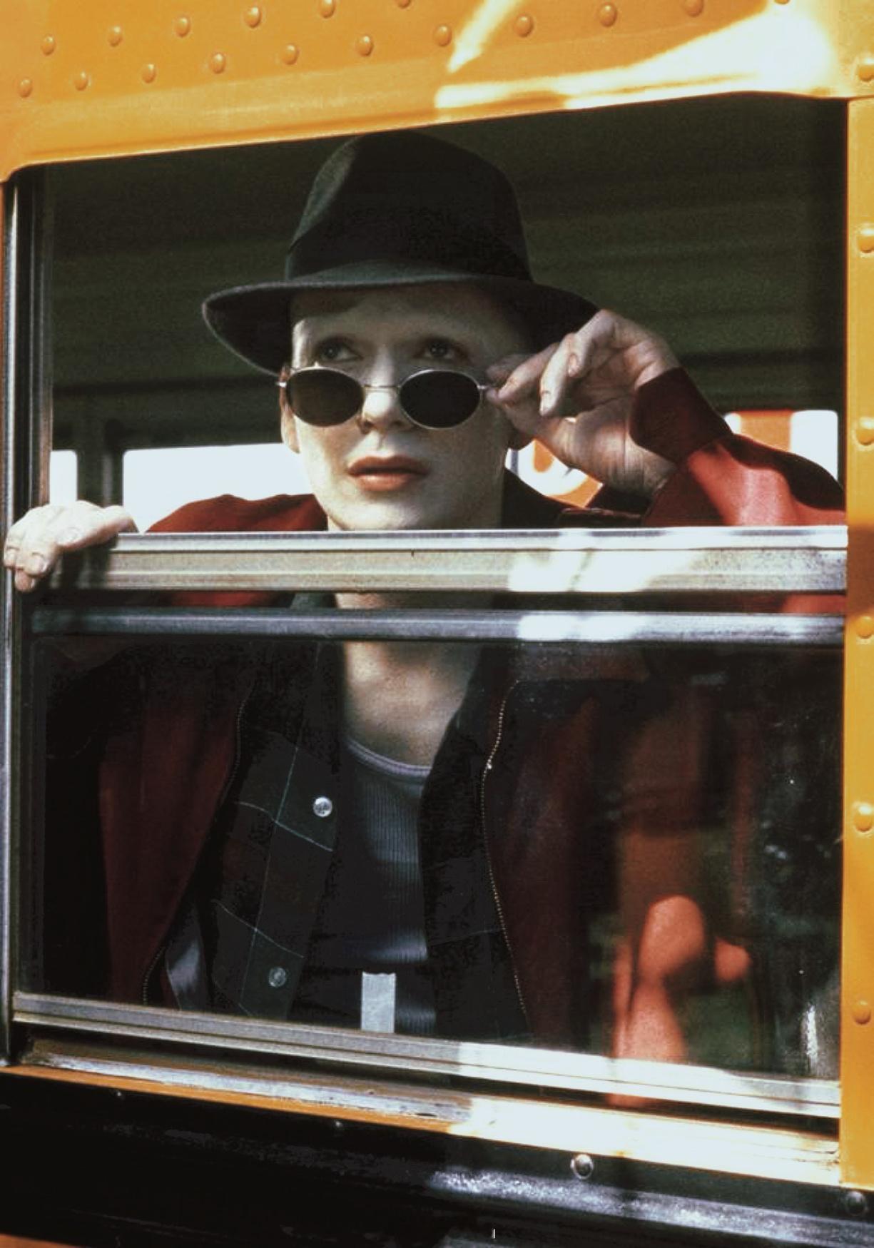 闪电奇迹 我的评分：春节档影评大赛 作家李锐、蒋韵夫妇，在《人间-重述白蛇传》里