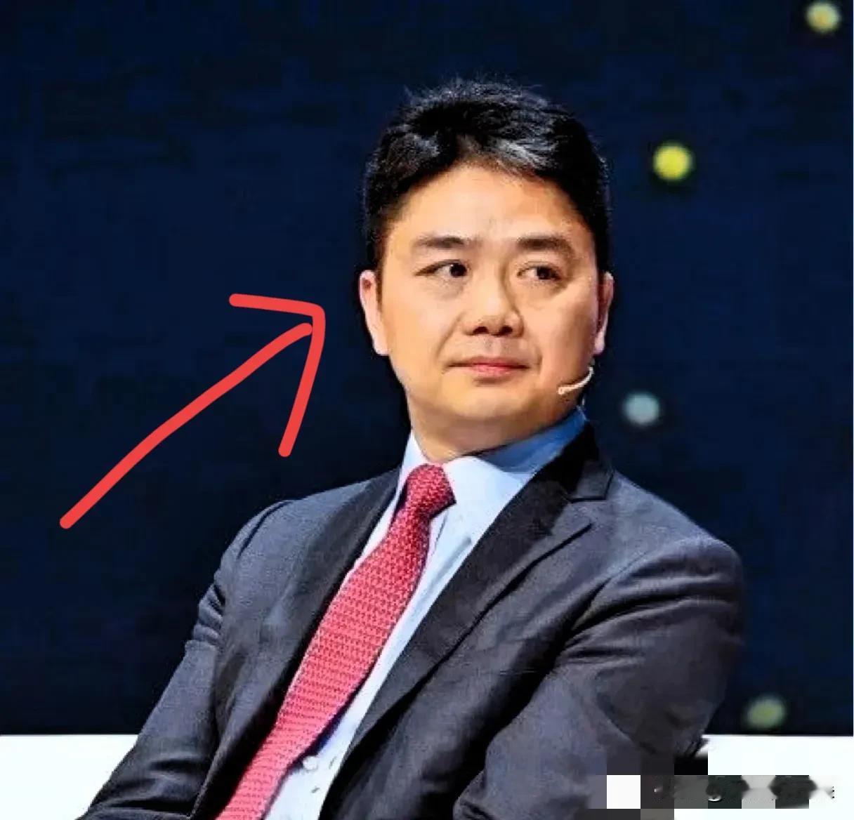 巴黎那几个毛贼，

这次算是遇到硬茬了！

原本以为是“0元购”进货，结果搬回去