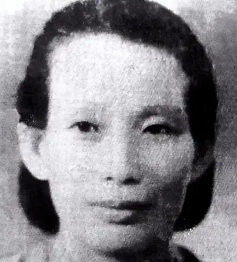 1949年毛主席接见妇女代表，见到一位后突然变脸：你竟然还活着？1949年3月，