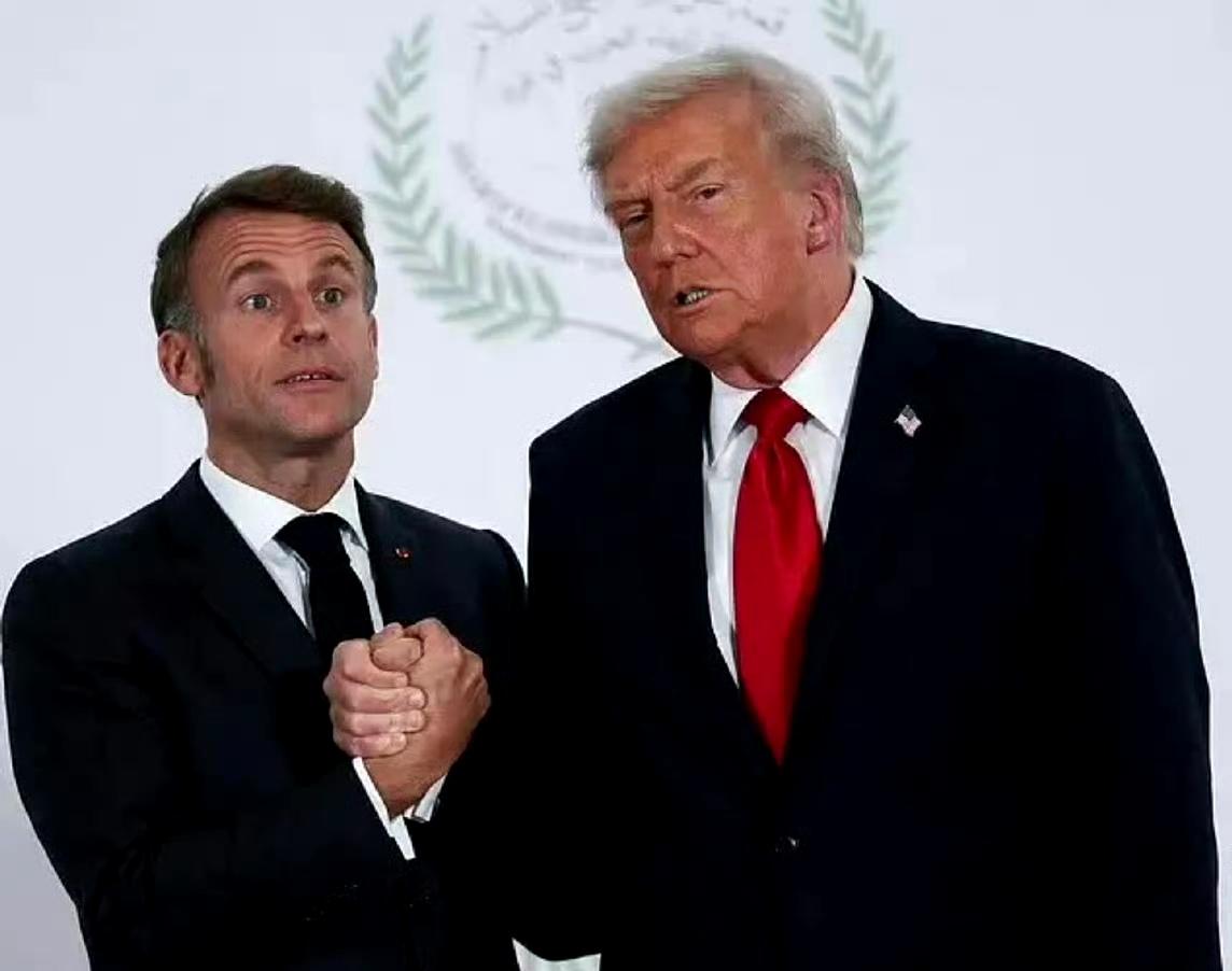 马克龙说，法国绝不在战时参加护航。
特朗普回应说，马克龙快下台了。
马克龙的第二